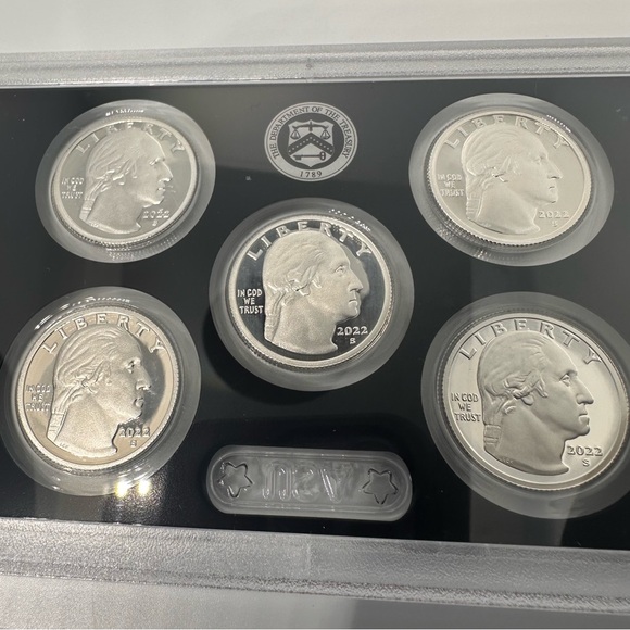 2022 US Mint Silver Proof Set w/ Box & COA – American Women Quarters - Picture 5 of 15